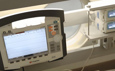 動態(tài)心電圖儀2.jpg 動態(tài)心電圖儀2.jpg