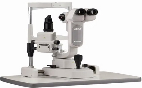 裂隙燈.jpg 裂隙燈.jpg